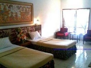 Pulau Bali Hotel Denpasar Redpartner Экстерьер фото